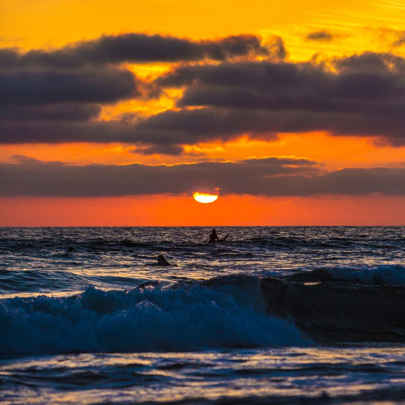 How do I wax my surfboard?